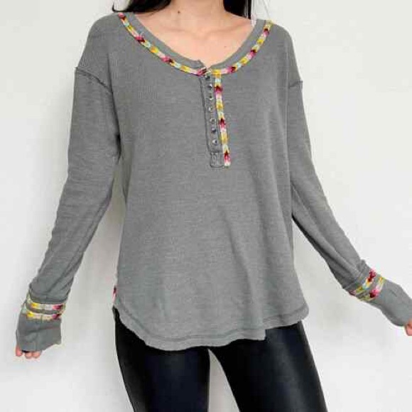 ♥️Free People Embroidered Henley M Make an offer - Picture 2 of 11